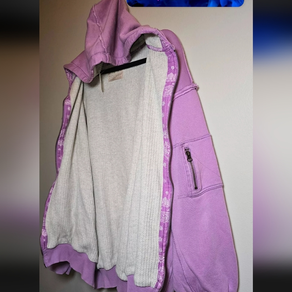 "Hold" We the Free By Your Side Lined Hoodie BubbleTea Small NWT $148 - Picture 4 of 9
